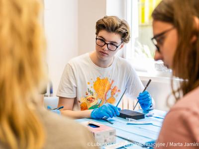  W Wielospecjalistycznym Szpitalu Wojewódzkim w Gorzowie Wielkopolskim ruszył cykl spotkań edukacyjnych dla młodzieży licealnej pod nazwą „Otwarty Szpital”