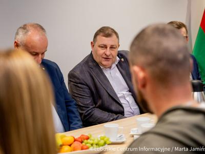 Lubuskie kluby sportowe otrzymały wsparcie finansowe na rozwój infrastruktury w ramach programu „Lubuska Baza Sportowo-Rekreacyjna”, 