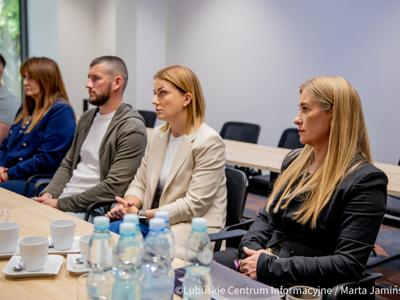 Lubuskie kluby sportowe otrzymały wsparcie finansowe na rozwój infrastruktury w ramach programu „Lubuska Baza Sportowo-Rekreacyjna”, 