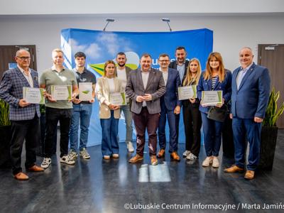 Lubuskie kluby sportowe otrzymały wsparcie finansowe na rozwój infrastruktury w ramach programu „Lubuska Baza Sportowo-Rekreacyjna”, 