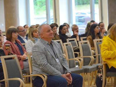 W urzędzie marszałkowskim odbyła się konferencja pt. „O językach – interdyscyplinarnie. W wydarzeniu wziął udział wicemarszałek Hubert Harasimowicz.   