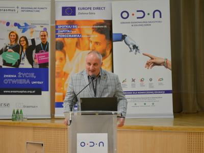 W urzędzie marszałkowskim odbyła się konferencja pt. „O językach – interdyscyplinarnie. W wydarzeniu wziął udział wicemarszałek Hubert Harasimowicz.