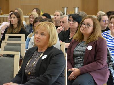 W urzędzie marszałkowskim odbyła się konferencja pt. „O językach – interdyscyplinarnie. W wydarzeniu wziął udział wicemarszałek Hubert Harasimowicz.   
