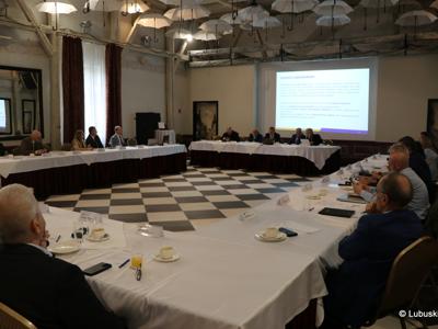 Członkowie WRDS wraz z gośćmi