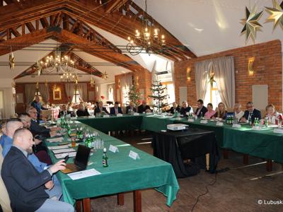 Członkowie WRDS wraz zaproszonymi goścmi