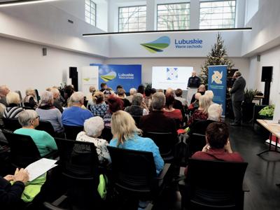 Urząd szkoli seniorów, jak nie dać się oszukać