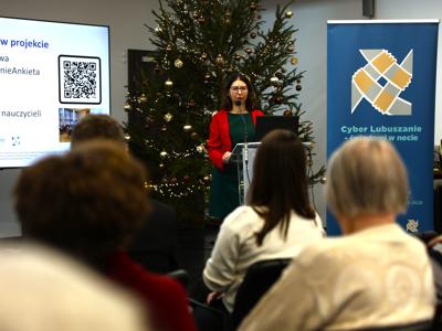 Urząd szkoli seniorów, jak nie dać się oszukać