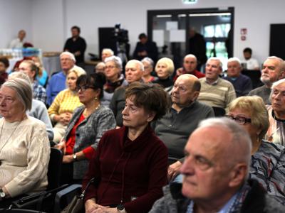 Urząd szkoli seniorów, jak nie dać się oszukać