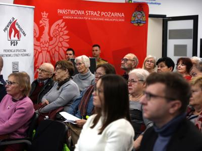 Urząd szkoli seniorów, jak nie dać się oszukać