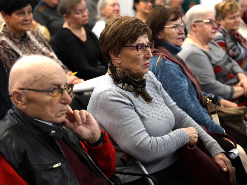 Urząd szkoli seniorów, jak nie dać się oszukać