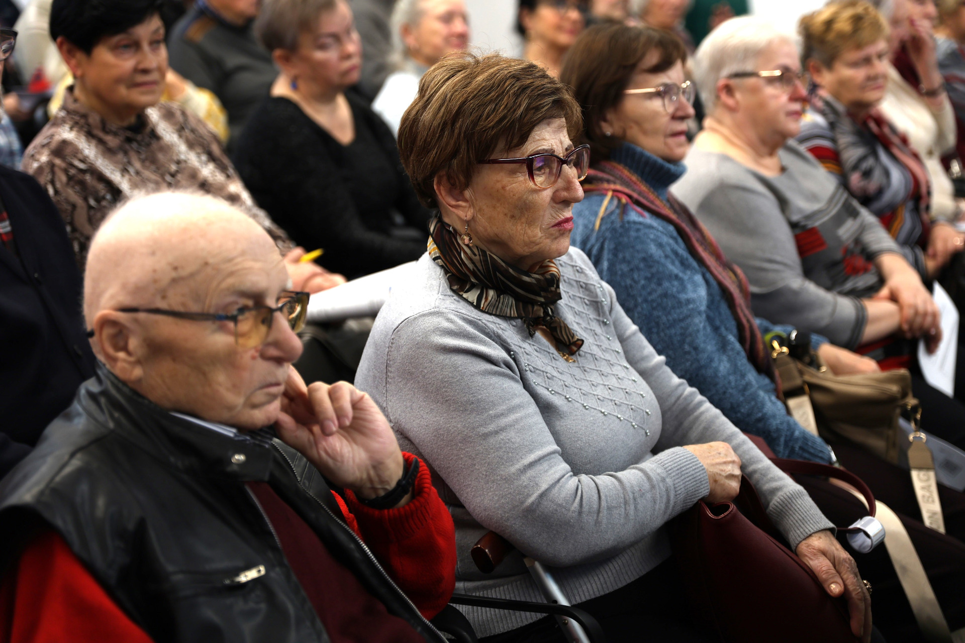 Urząd szkoli seniorów, jak nie dać się oszukać